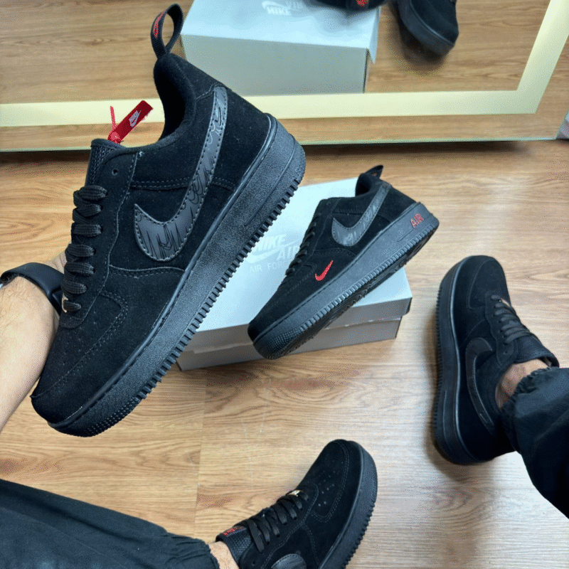 Tênis Nike AIR Force - Branco e Preto FJ4146-104 - Imagem 10